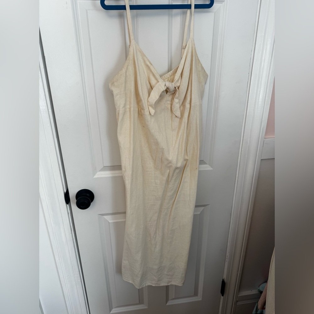 Old Navy Cream dress